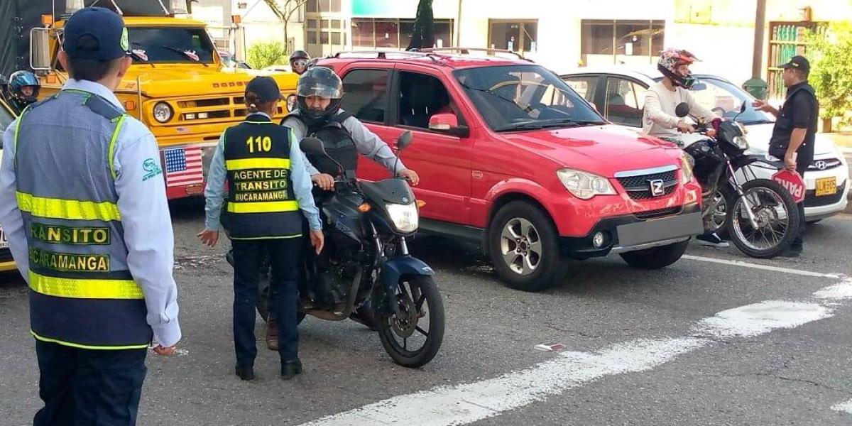 Por seis meses no habrá pico  y placa para vehículos que matriculen su automotor en Bucaramanga.