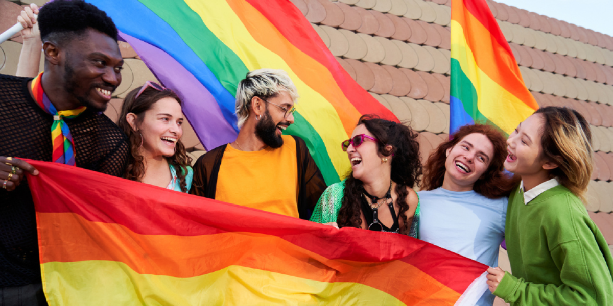 El 17 de mayo es conocido como el Día Internacional contra la Homofobia, la Bifobia y la Transfobia.