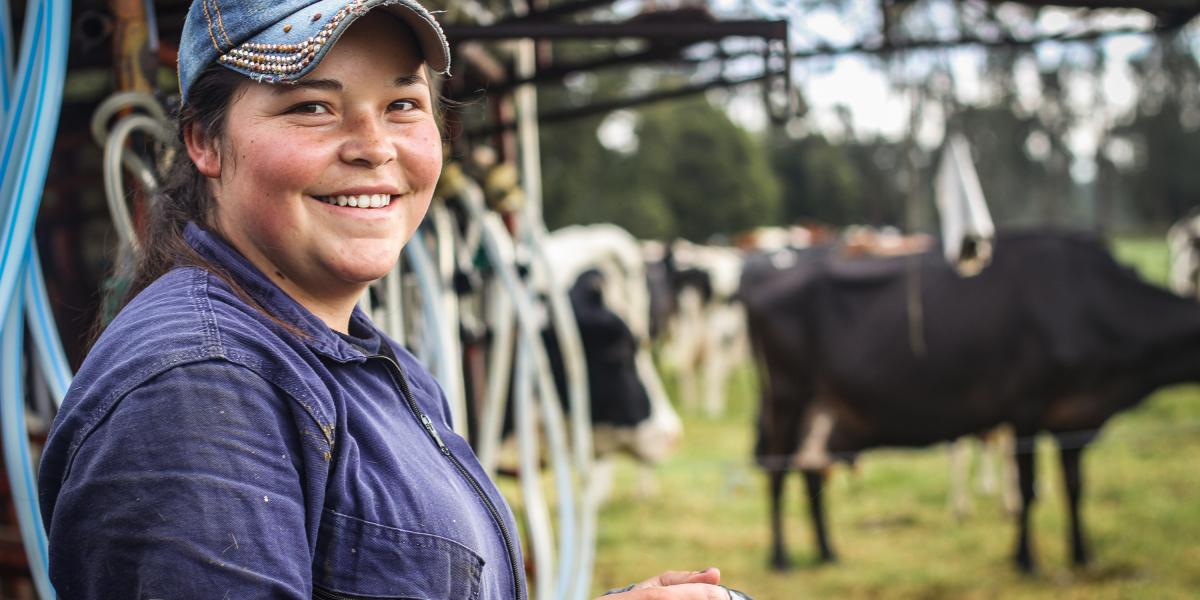 Alquería busca impulsar una cultura ganadera sostenible, apoyando a más de 10 mil productores de leche en Colombia.