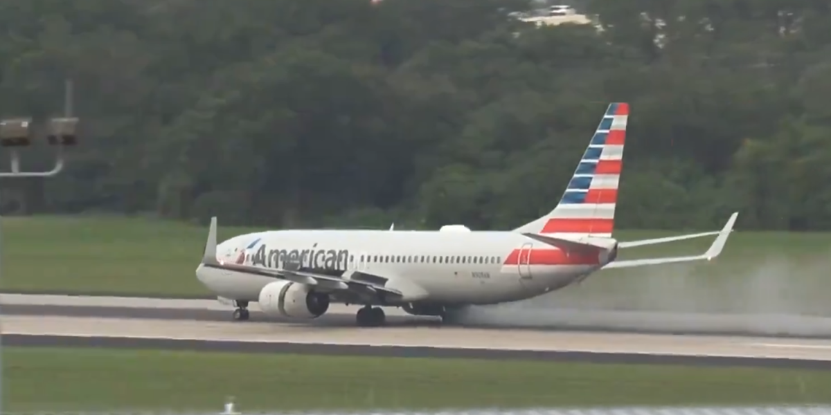 El avión sufrió varios daños antes de despegar