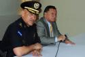 Fotografía de archivo en la que se ve al entonces director de la policía de Honduras, Juan Carlos Bonilla (i), y al ministro de Seguridad, Pompeyo Bonilla (d), en 2012. EFE/STR