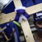 Migrantes nicaragüenses en Costa Rica protestan en contra del gobierno de Daniel Ortega.