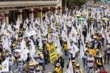 Los gremios se movilizan en Bogotá el Día del Trabajo.