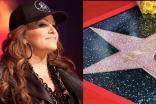 La estrella de Jenni Rivera está muy cerca de la de Selena Quintanilla.