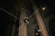 Philippe Petit ensaya en la Catedral de San Juan el Divino, donde es artista residente.