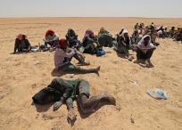 Algunos países del norte de África, como Túnez, obligan a los migrantes regresar al desierto.