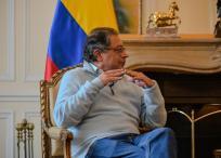 Gustavo Petro, presidente de Colombia, en su entrevista con Le Monde