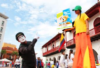 Un circuito cultural de prevención se montó durante cuatro días en la plaza de la Aduna en defensa de la trata de personas y a la explotación sexual de niñas,niños y adolescentes.