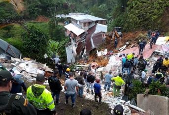 El hecho dejó tres viviendas completamente destruidas.