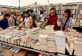 A partir del siglo XIX surge la denominación por la literatura colombiana.