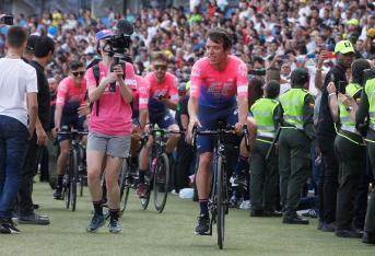 Lanzamiento de la competencia ciclística Tour Colombia UCI 2.1.  en el estadio Atanasio Girardot de Medellín.