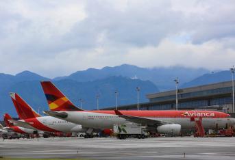 El aeropuerto El Dorado de Bogotá, es el único de Sudamérica en obtener el premio a la excelencia aeroportuaria por la implementación de protocolos de bioseguridad.