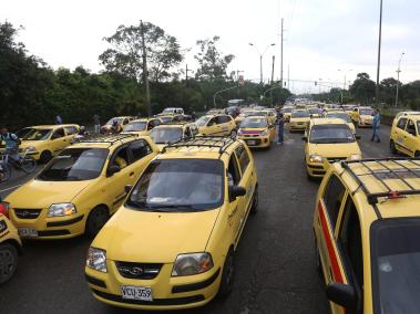 La mayoría de taxis en este país son de tipo ‘zapatico’.