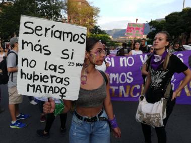 Rechazo al maltrato en todas sus formas y al abuso sexual también están entre las arengas y pancartas de la marcha.