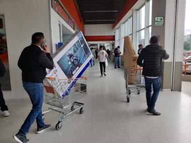 Los artículos de tecnología están entre los productos más comprados en esta jornada.