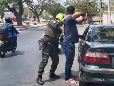 Los controles se la Policía se mantienen en varios sectores de la ciudad.