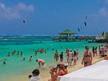 Así lucen las playas de San Andrés en el inicio de la Semana Santa