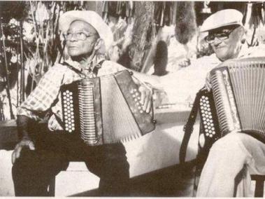 Lorenzo Morales y Emiliano Zuleta Baquero, grandes juglares del folclor vallenato.