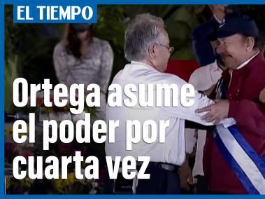 El presidente izquierdista de Nicaragua, Daniel Ortega, asumió el lunes su cuarto mandato consecutivo castigado por nuevas sanciones de Estados Unidos pero apoyado por China y Rusia.