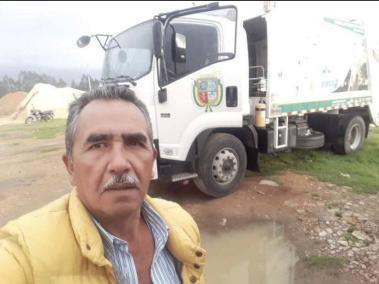 Hildebrando Rivera Gantiva tenía 60 años y desde el 2020 conducía un camión de basura de la empresa de aseo Ecosiecha.