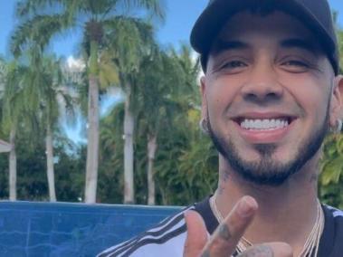 Anuel ahora está comprometido con Yailin.