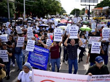 Los manifestantes durante el recorrido en Barranquilla.