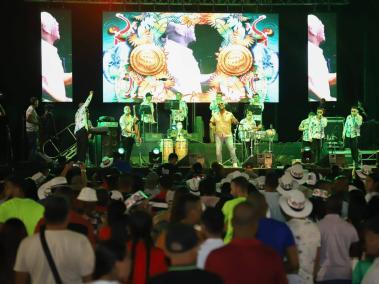 Evento contó con destacados artistas como Willy García.