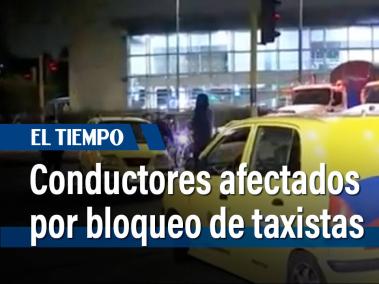 Esta madrugada un grupo de conductores protestó frente a la Terminal del Sur, generando congestión vehicular y traumatismos a muchos ciudadanos