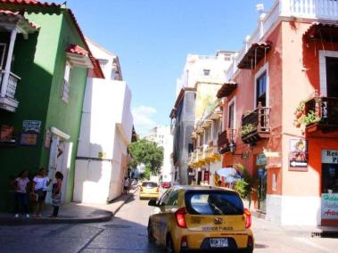 El horario para vehículos particulares, motocicletas y taxis se llevarán de diferente manera.