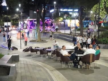 Cerramiento en el parque Lleras de Medellín