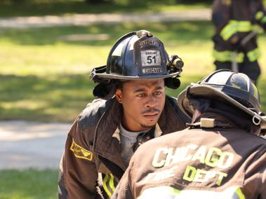 Daniel Kyri interpreta a Darren Ritter, un bombero que lidia con muchas batallas emocionales. La serie ha sido un espacio para la inclusión, ya que el personaje de Kiry es parte de la comunidad Lgtbi+.