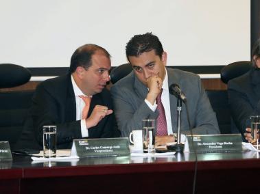 Los entonces magistrados del CNE: Carlos Camargo (izquierda), Alexander Vega (centro) y Armando Novoa (izquierda)