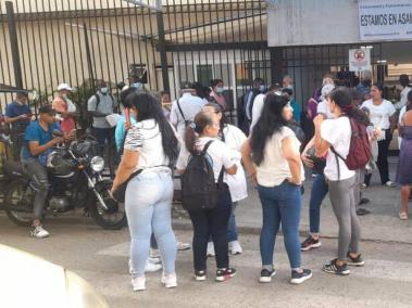 Protesta en la Empresa de Salud del Estado Oriente de Cali