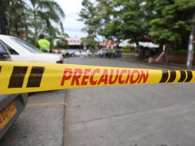 El expolicía asesinó a uno de los presuntos delincuentes.