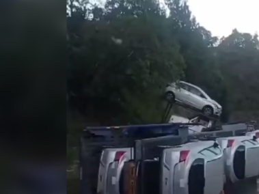 Accidente de camión nodriza en el Alto de la Línea.