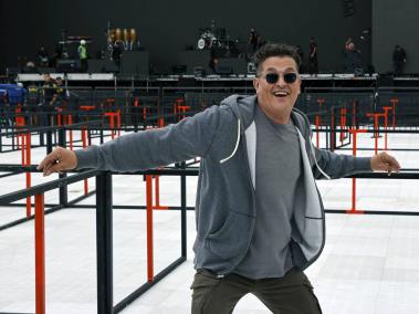 Carlos Vives visitó el escenario donde se presentará este viernes 15 de diciembre.