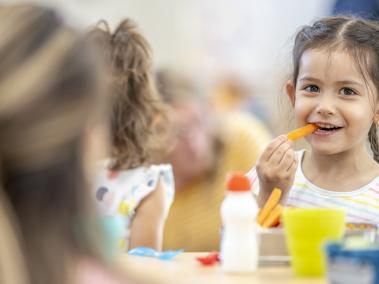 Descubre la alimentación complementaria con el método BLW en el curso de Valeria Quintero.