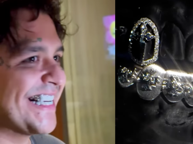 La joyería mexicana mostró la nueva dentadura de diamantes que diseñaron para Christian Nodal.