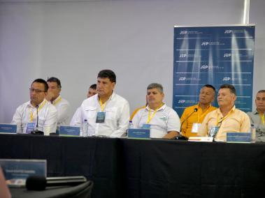 Comparecientes del Comando Conjunto Central en la audiencia de reconocimiento de secuestro que se realizó en Ibagué, Tolima. Foto: 26/04/2024