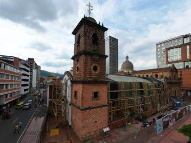 Tras dos años del desplome es incierta la finalización de obras de reparación y más lejana, la restauración.