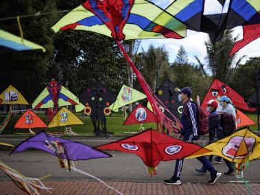 El Festival de Verano 2024 tendrá la tradicional feria de cometas en los diferentes parques de la ciudad.