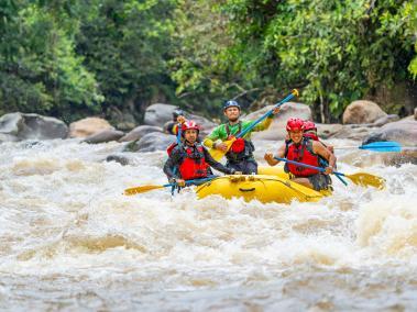 Caguán Expeditions ofrece experiencias de aventura y naturaleza.