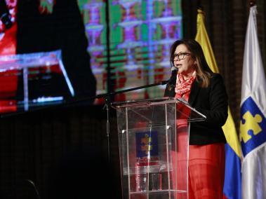 Fiscal Luz Adriana Camargo.