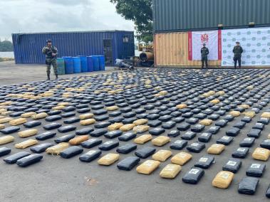 En inmediaciones de Barranquilla incautan más de una tonelada de marihuana.