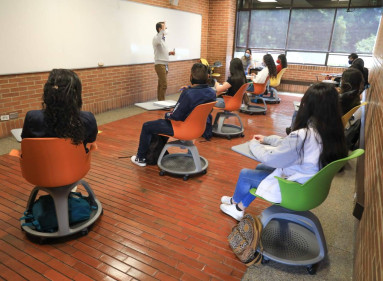 Regreso a clases presenciales en universidades con alternancia