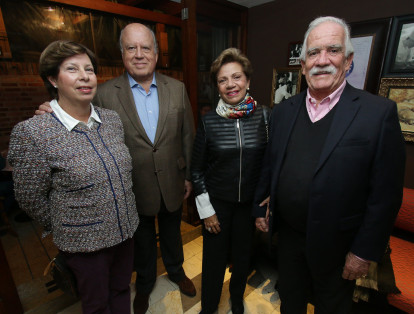 Marcela Umaña, Diego Zuloaga, Amalia de Tovar, Santiago Tovar.