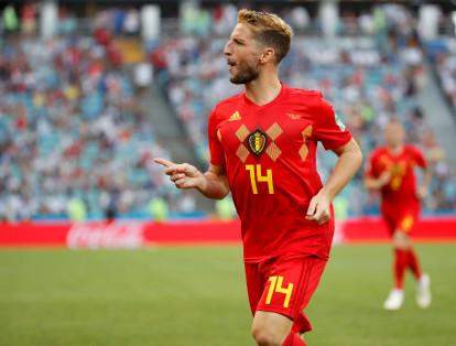 Tras regresar del descanso, Mertens sorprendió a Penedo y lo colgó para el primero gol de Bélgica.