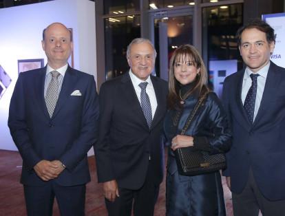 Carlos Ramirez Gómez, Hernando Sánchez, Gisela Olea Pineda y Fabián Hernandez.