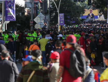 El acto de posesión se pudo ver desde distintos puntos de Bogotá. En esos mismos lugares hubo actividades culturales desde horas de la mañana.