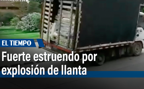 Esta mañana en la calle 26 se registró un grave estruendo por una llanta de un furgón que exploto en medio de la vía generando susto en la comunidad y complicación en la movilidad